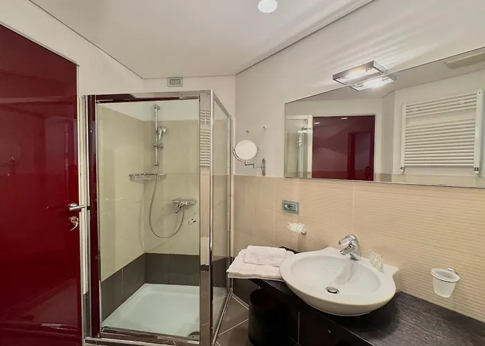 La Perla Di Sonenga - Giardino * Menaggio