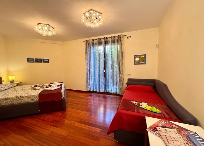 Lägenhet La Perla Di Sonenga - Giardino